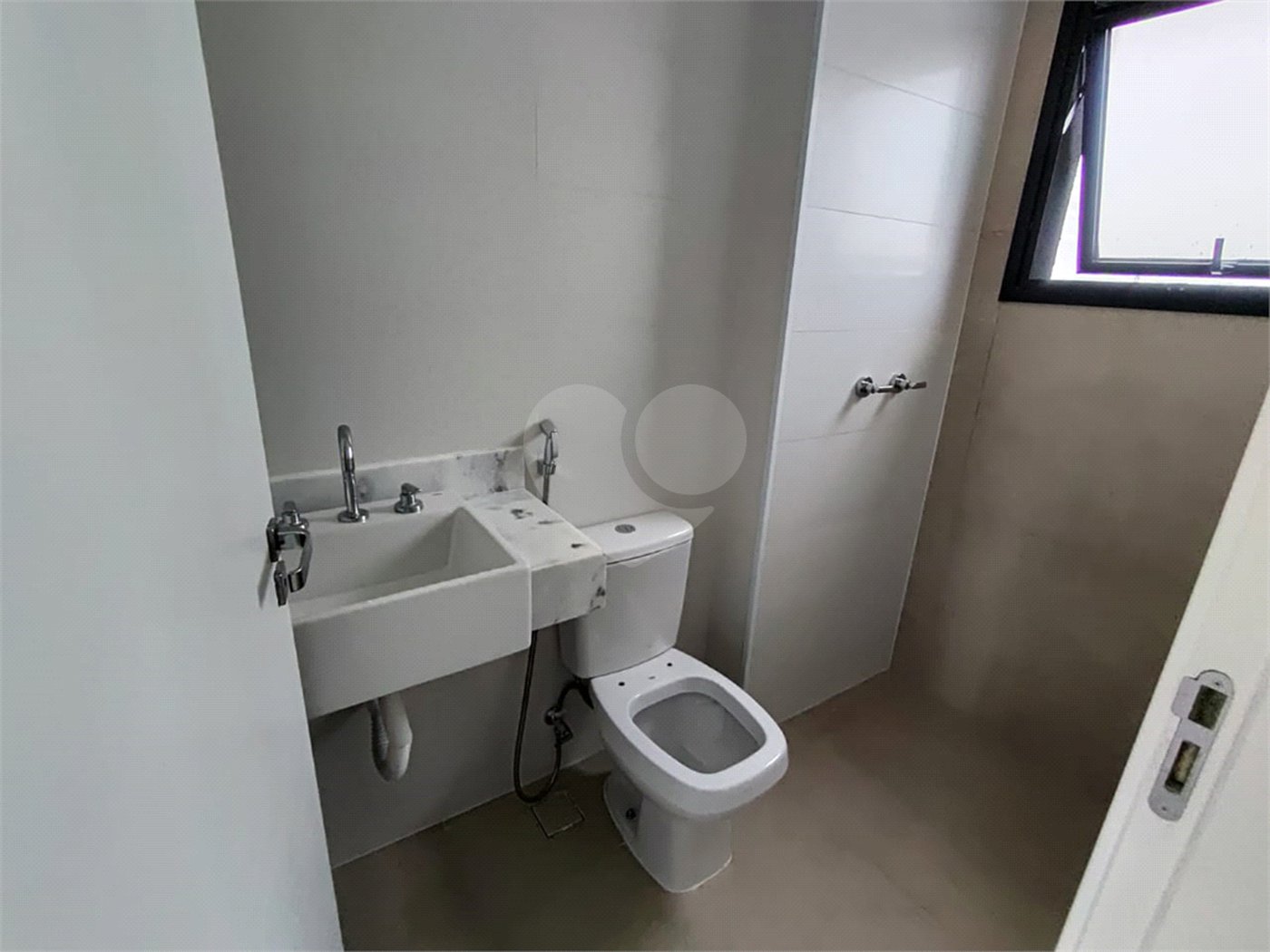 Apartamento à venda com 3 suítes em Parque Campolim, Sorocaba, SP