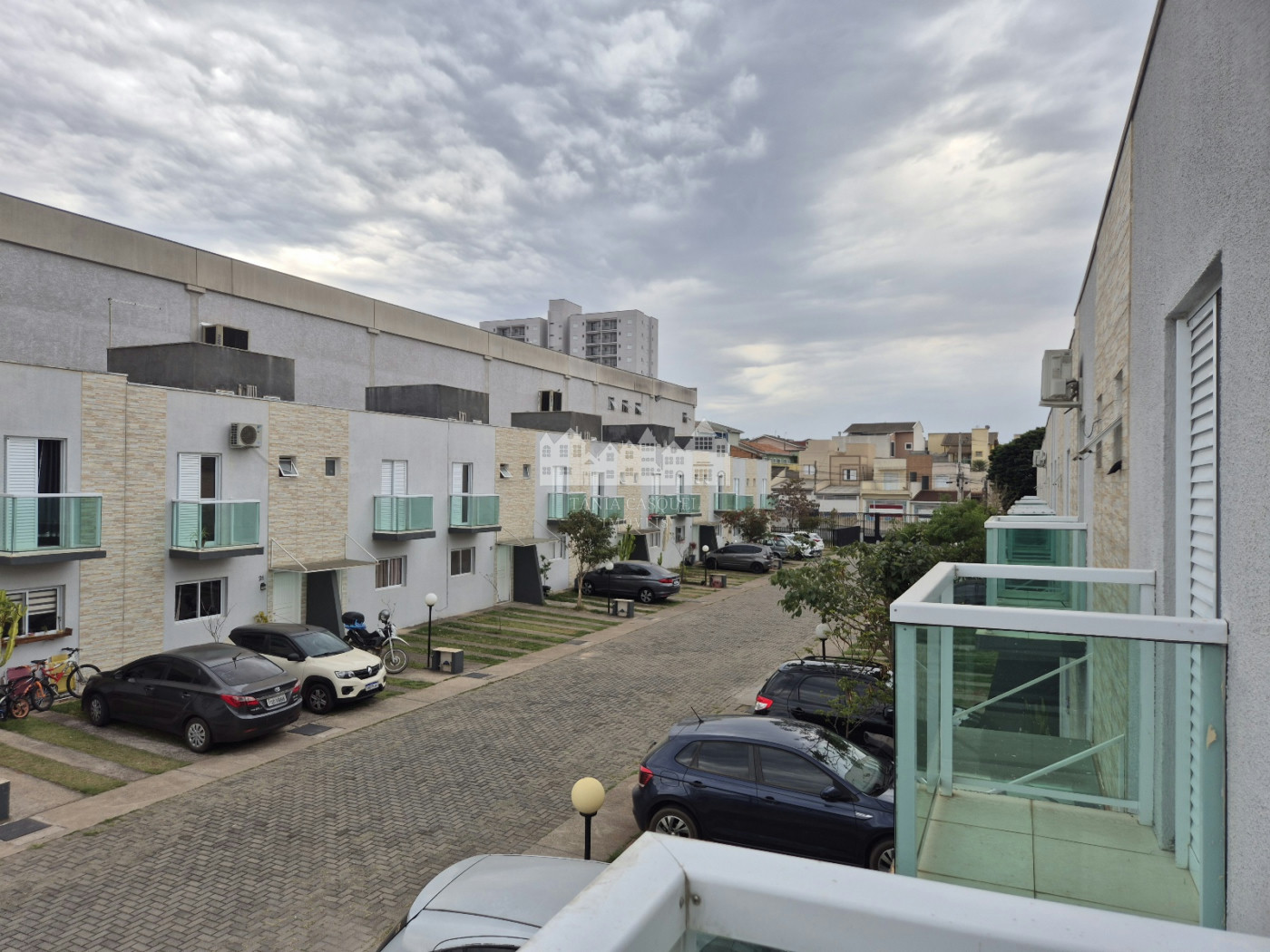 Sobrado para alugar com 2 suítes em Jardim das Palmeiras, Atibaia, SP