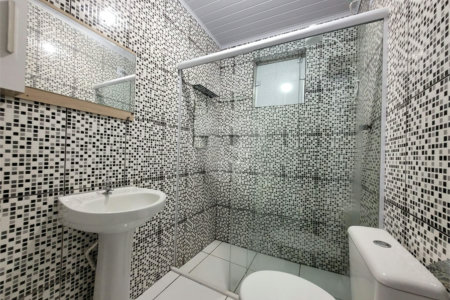 Casa à venda com 3 quartos, sendo 1 suíte, em Vila Vendramini, Itapetininga, SP