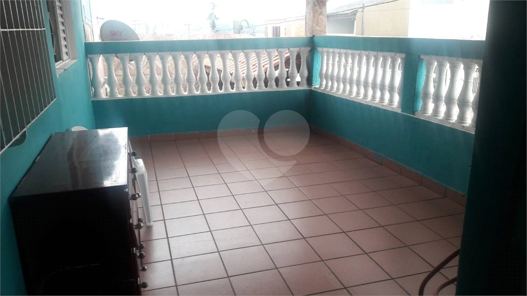 Casa à venda com 3 quartos, sendo 1 suíte, em Taba Marajoara, Suzano, SP