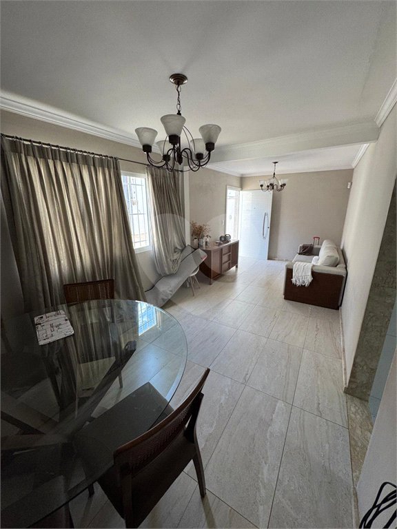 Casa à venda com 4 quartos, sendo 1 suíte, em Jardim das Samambaias, Jundiaí, SP