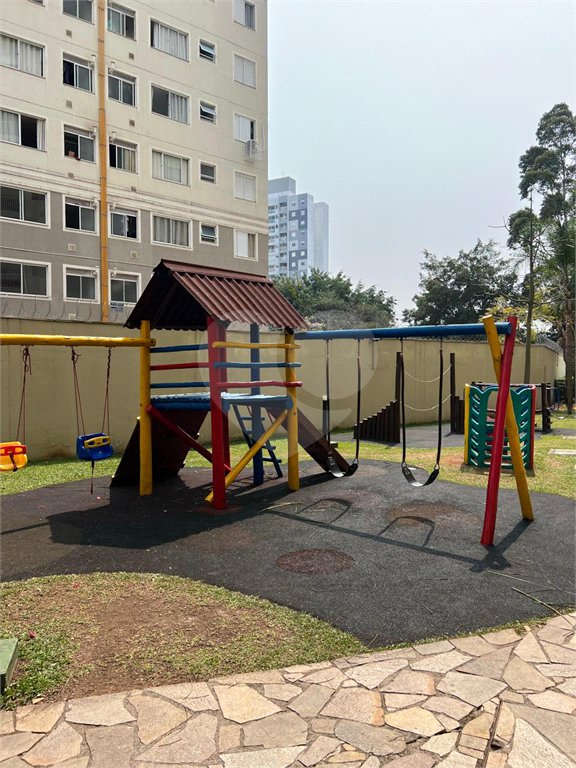 Apartamento à venda com 3 quartos, sendo 1 suíte,  em Parque Reboucas, São Paulo, SP