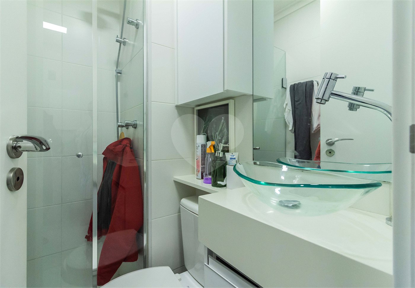 Apartamento para venda com 166,8 m, três suítes, três vagas na Saúde-SP