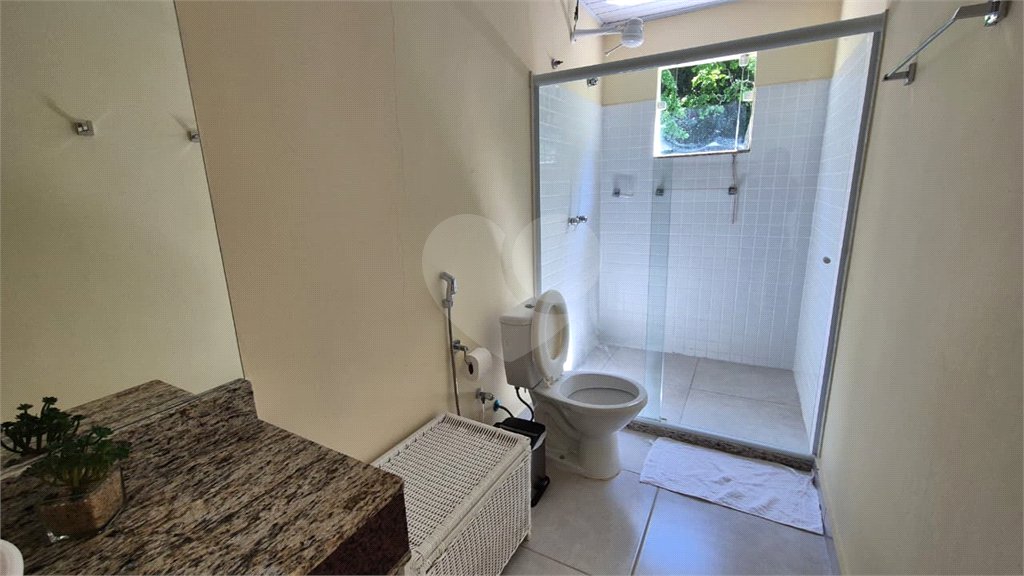 Casa à venda com 6 quartos, sendo 4 suítes, em Ferradura, Armação dos Búzios, RJ