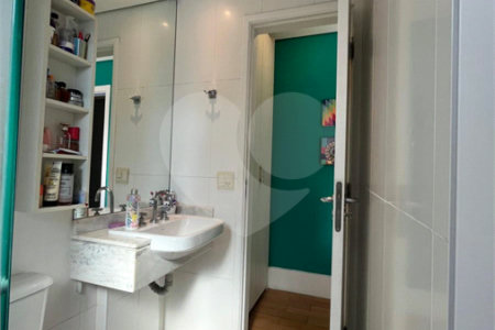 Apartamento à venda com 3 suítes em Vila Mariana, São Paulo, SP
