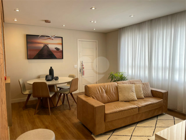 Apartamento à venda com 2 quartos, sendo 1 suíte,  em Vila Guilherme, São Paulo, SP