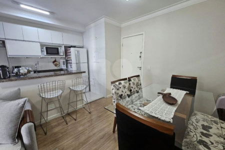 Apartamento à venda com 2 quartos em Jardim Esmeralda, São Paulo, SP