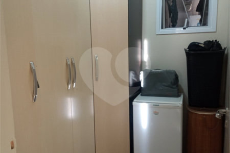 Apartamento à venda com 3 quartos, sendo 1 suíte,  em Saúde, São Paulo, SP