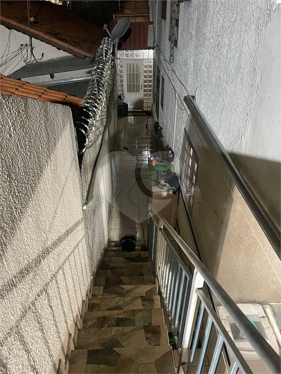 Sobrado à venda com 2 quartos, sendo 1 suíte,  em Ferreira, São Paulo, SP