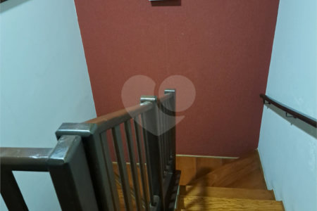 Sobrado à venda com 4 quartos, sendo 2 suítes, em Vila José Bonifácio, Araraquara, SP
