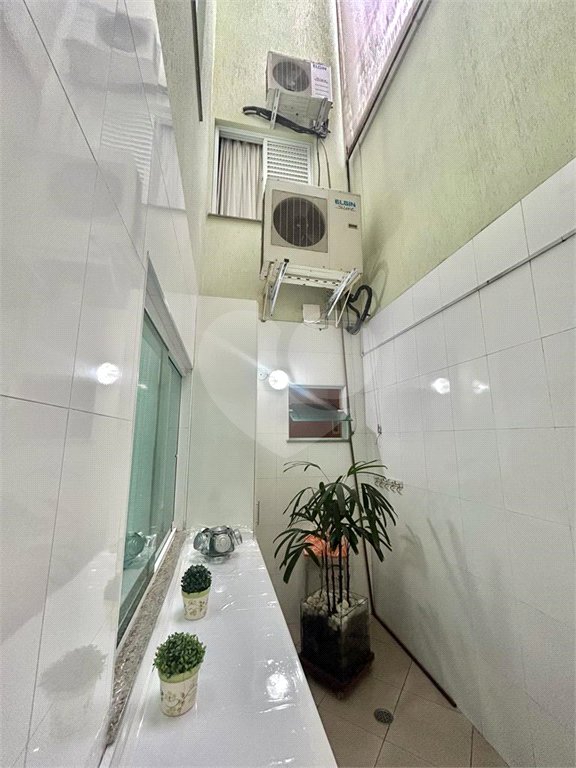 Casa à venda com 3 suítes no condomínio Itapuã XI, São Paulo - SP
