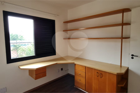 Apartamento para alugar com 3 quartos, sendo 1 suíte, em Chácara Santo Antônio, São Paulo, SP