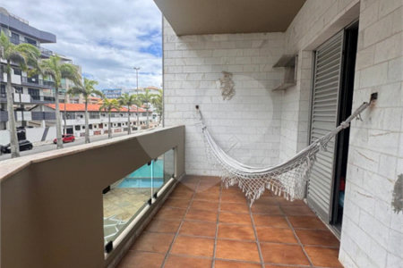 Apartamento à venda com 3 quartos, sendo 1 suíte,  em Vila Nova, Cabo Frio, RJ