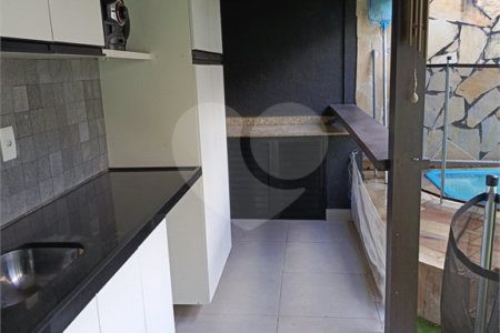 Casa à venda com 3 quartos, sendo 1 suíte, no condomínio Paraíso Classe A, Rio de Janeiro - RJ