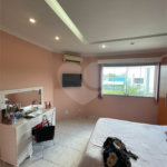 Casa à venda com 5 quartos, sendo 1 suíte, no condomínio Residencial Green Ville, Rio de Janeiro - RJ