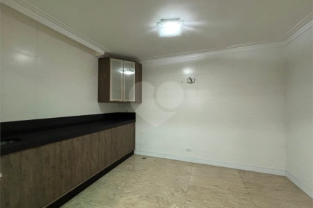 Casa à venda com 3 quartos, sendo 1 suíte,  em Jardim Santa Mena, Guarulhos, SP