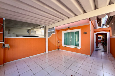 Sobrado à venda com 3 quartos, sendo 1 suíte, em Campo Grande, São Paulo, SP