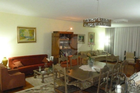 Casa Térrea à venda com 4 quartos, sendo 1 suíte,  em Tucuruvi, São Paulo, SP