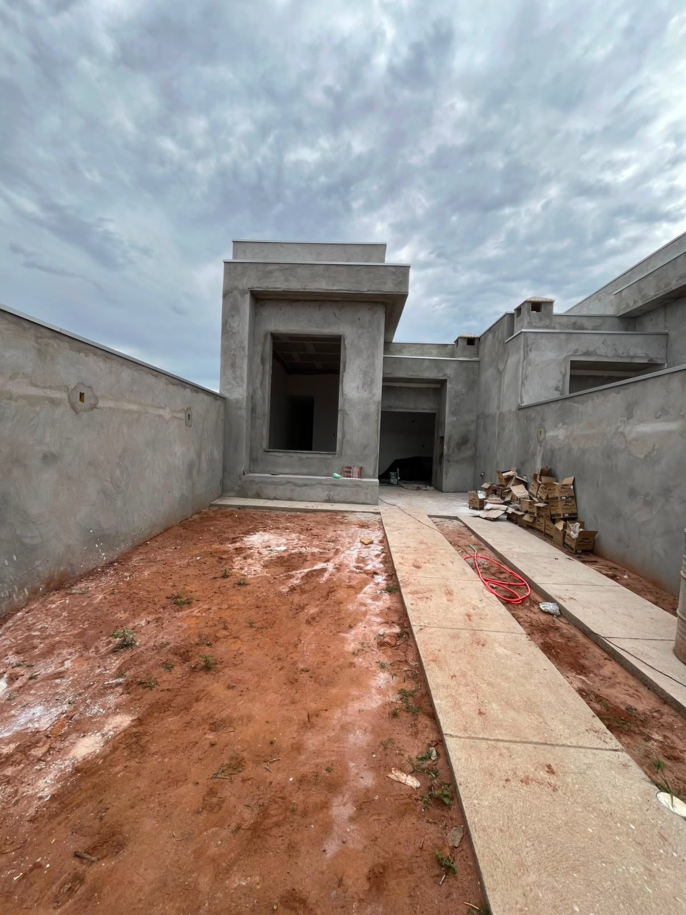 Casa à venda com 3 quartos, sendo 1 suíte,  em Bela Vista da Lagoa, Três Lagoas, MS