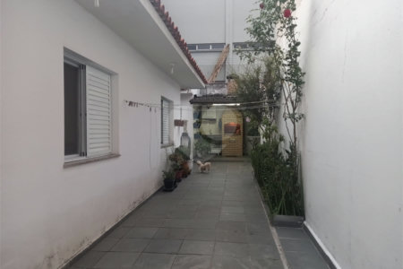 Casa Térrea à venda com 3 quartos, sendo 2 suítes, em Santo Amaro, São Paulo, SP
