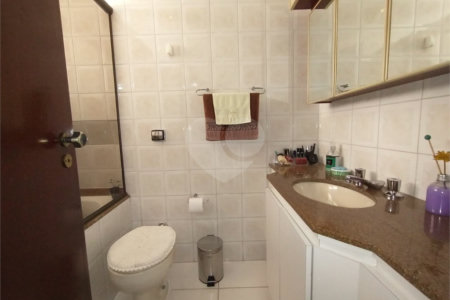 Apartamento à venda com 3 quartos, sendo 1 suíte, em Vila Dom Pedro I, São Paulo, SP