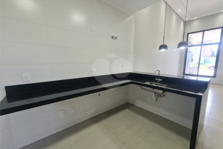 Casa à venda com 3 quartos, sendo 1 suíte, no condomínio Jardim Residencial Villagio Ipanema I, Sorocaba - SP