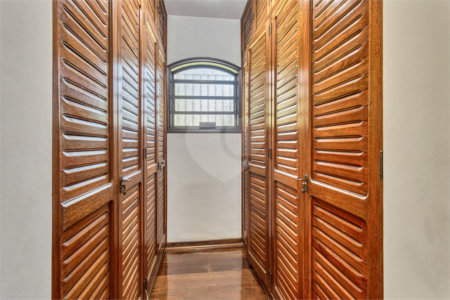 Casa Térrea à venda com 4 suítes em Alto da Boa Vista, São Paulo, SP