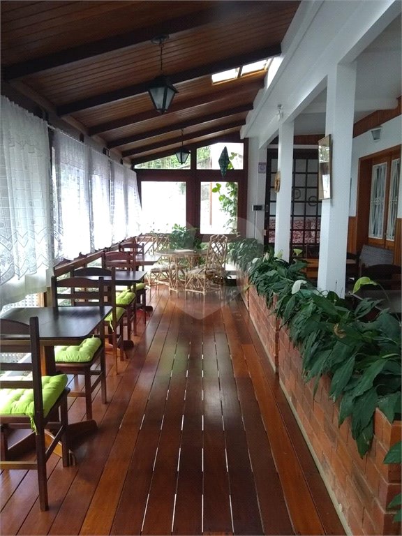 Casa à venda com 6 quartos, sendo 4 suítes,  em Parque do Imbui, Teresópolis, RJ