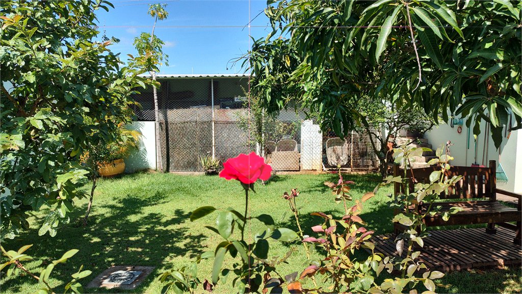 Casa à venda com 4 suítes no condomínio Parque Chapada de Itu, Itu - SP