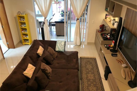 Casa à venda com 4 quartos, sendo 3 suítes, no condomínio Residencial Terra Nobre, Indaiatuba - SP