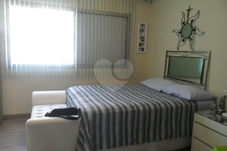 Apartamento com 212m², 4 quartos, 1 suíte, 2 vagas, à venda no bairro Santo Antônio, São Caetano do Sul