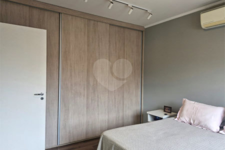 Sobrado à venda com 3 quartos, sendo 1 suíte, em Vila Lageado, São Paulo, SP