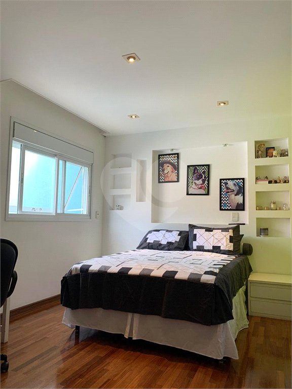 Casa à venda com 4 suítes em Santana, São Paulo, SP