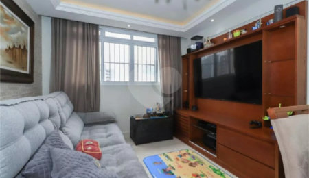 Apartamento à venda com 3 quartos, sendo 1 suíte,  em Liberdade, São Paulo, SP