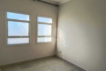 Casa à venda ou para alugar com 3 quartos, sendo 1 suíte, no condomínio Vista Verde, Indaiatuba - SP
