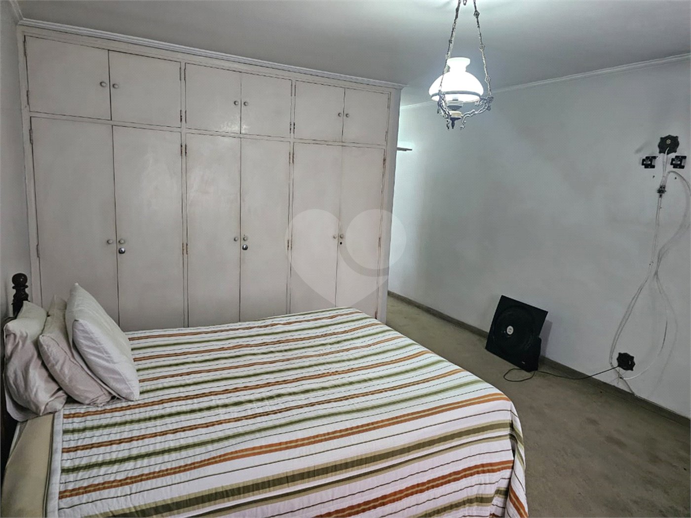 Casa à venda com 3 quartos, sendo 1 suíte,  em Jabaquara, São Paulo, SP