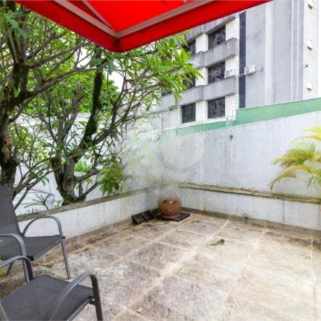 Sobrado à venda com 4 quartos, sendo 2 suítes, em Jardim das Bandeiras, São Paulo, SP
