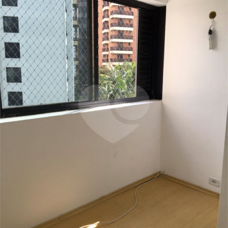 Apartamento à venda com 3 quartos, sendo 1 suíte, em Jardim Parque Morumbi, São Paulo, SP
