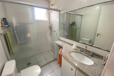 Apartamento à venda com 3 suítes em Lapa, São Paulo, SP