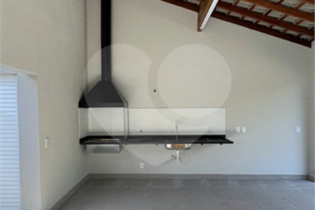 Casa à venda com 2 suítes no condomínio Villággio Álvaro Scalet, Salto - SP