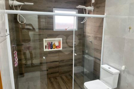 Casa à venda com 3 quartos, sendo 1 suíte, no condomínio Village Ipanema 2, Araçoiaba da Serra - SP