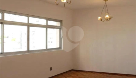 Apartamento à venda com 3 quartos, sendo 1 suíte,  em Água Branca, São Paulo, SP