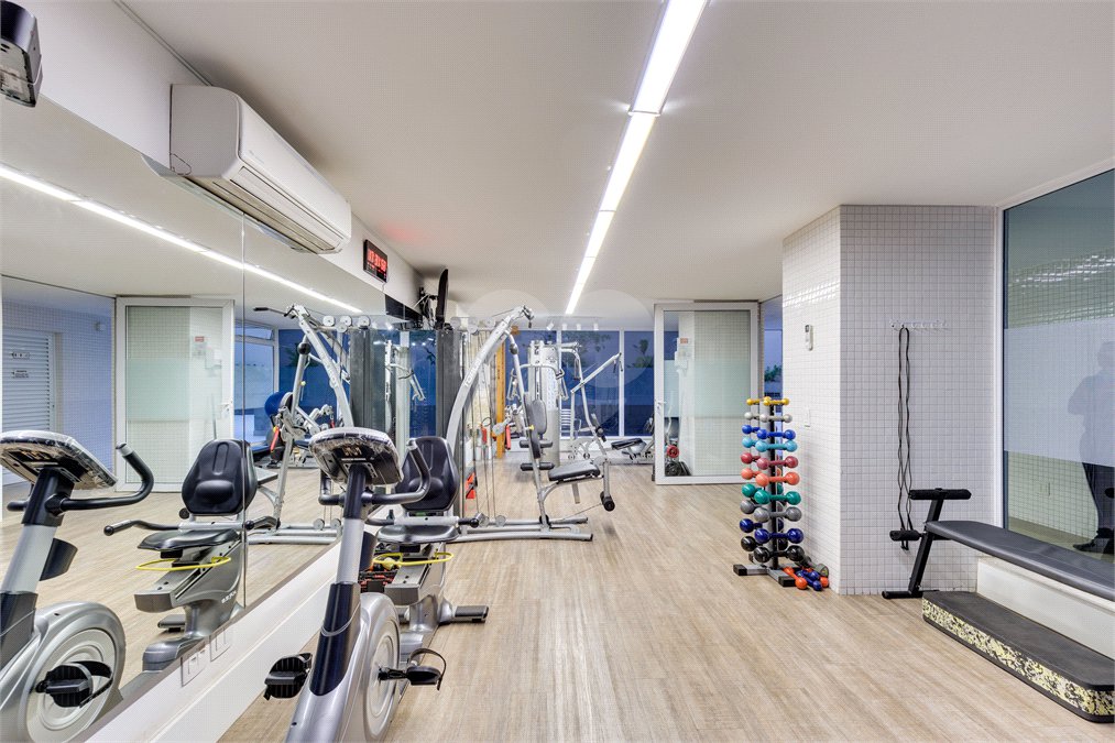 Apartamento à venda com 4 quartos, sendo 1 suíte, em Chácara Santo Antônio, São Paulo, SP