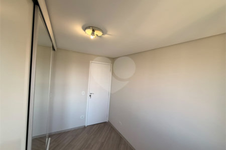 Apartamento à venda com 2 quartos em Sítio Pinheirinho, São Paulo, SP