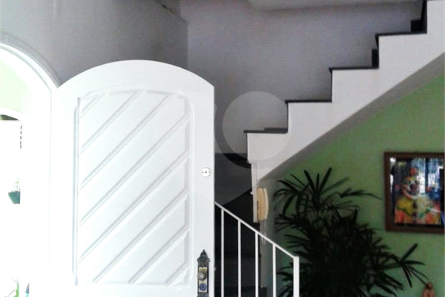 Sobrado à venda com 3 quartos em Tremembé, São Paulo, SP