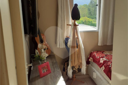 Apartamento à venda com 3 quartos, sendo 1 suíte,  em Vila Mogilar, Mogi das Cruzes, SP