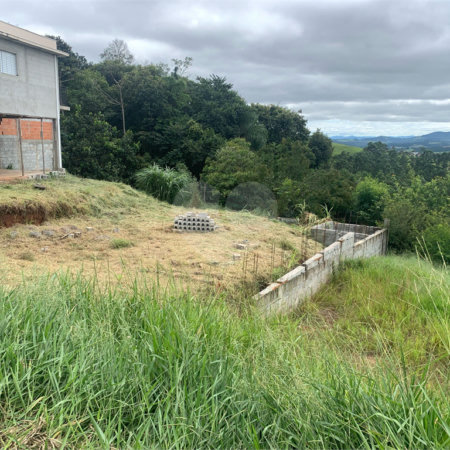 Terreno à venda em Cachoeirinha, Bom Jesus dos Perdões, SP