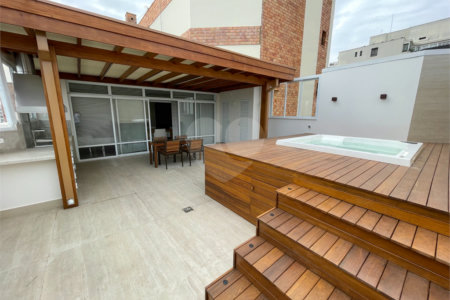 Apartamento à venda com 4 suítes em Vila Suzana, São Paulo, SP