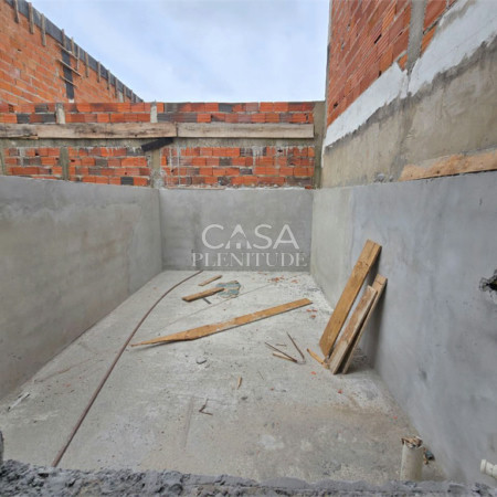 Casa Térrea à venda com 1 quarto em Cajuru do Sul, Sorocaba, SP