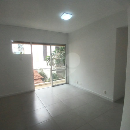 Apartamento à venda com 2 quartos, sendo 1 suíte, em Lagoa, Rio de Janeiro, RJ